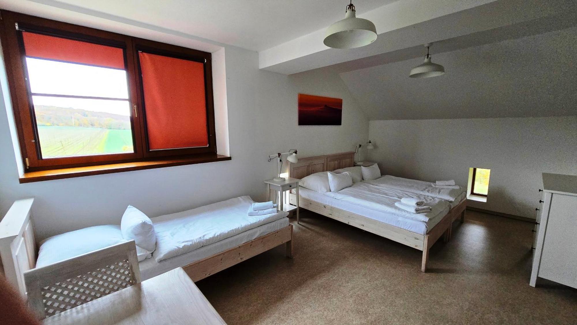 Dvůr Perlová voda Budyne nad Ohri Exterior foto